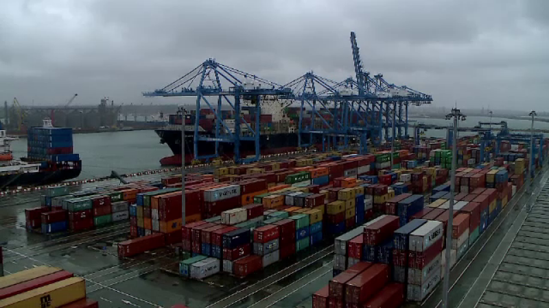 Containere în Portul Constanța