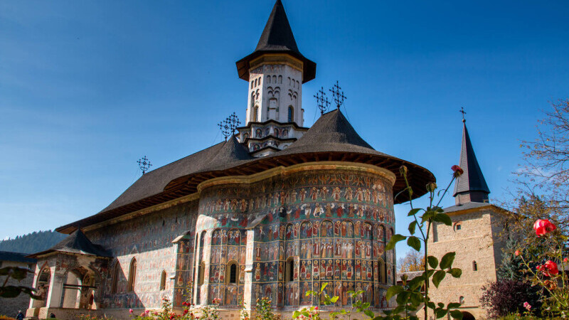 Mănăstirile din Bucovina și Bucureștiul, pe lista Bloomberg a celor 25 destinații din lume pe care trebuie să le vezi în 2022