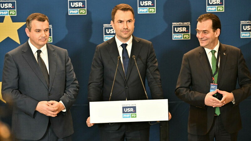 Eugen Tomac (stg.), presedintele PMP, Catalin Drula (ctr.), presedintele USR si Ludovic Orban (dr.)