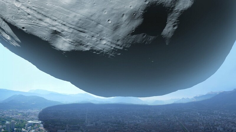luna Phobos deasupra unui oras