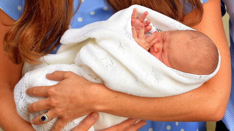 bebelusul, copilul lui Kate Middleton, la externarea din spital - 2