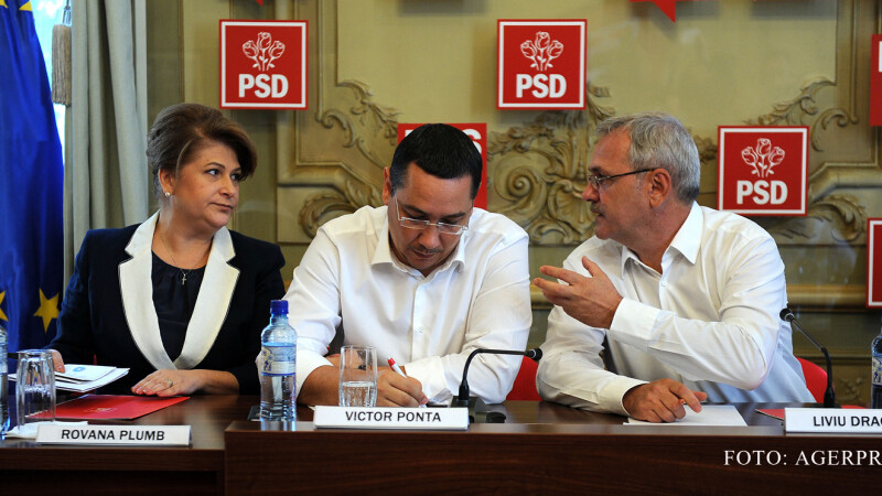 Rovana Plumb, presedintele CExN al PSD, premierul Victor Ponta (ctr.), si presedintele interimar al PSD, Liviu Dragnea (dr.), participa la sedinta Biroului Permanent National (BPN) al PSD