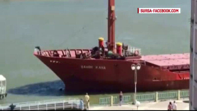 nava turceasca in portul Tulcea