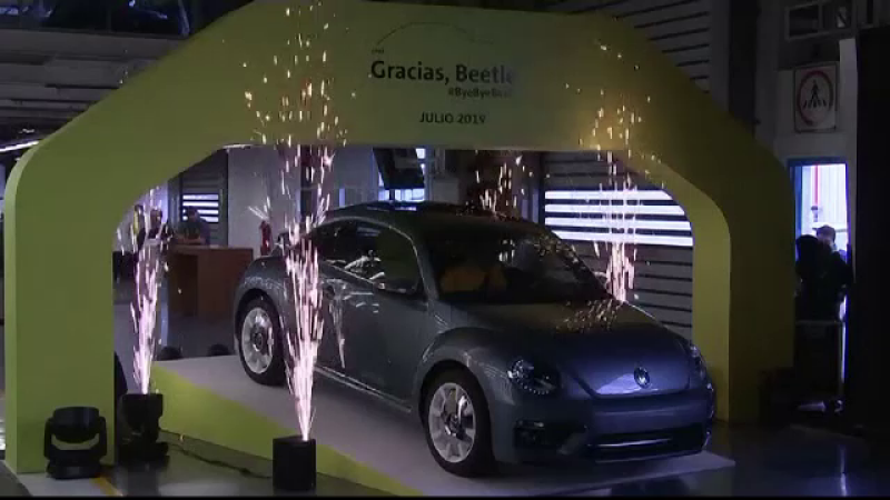 Ultimul Volkswagen Beetle produs la o fabrică din Mexic