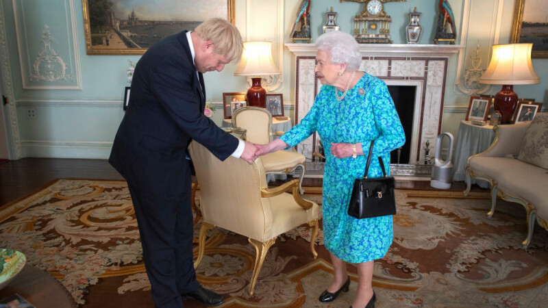 Boris Johnson si Regina Elisabeta