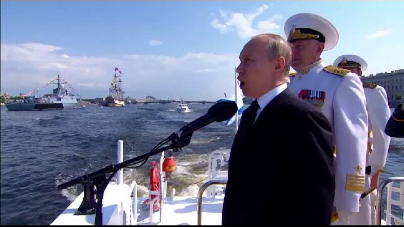 Desfășurare impresionantă a Forțelor Navale la Sankt Petersburg. Explicația lui Putin - 3