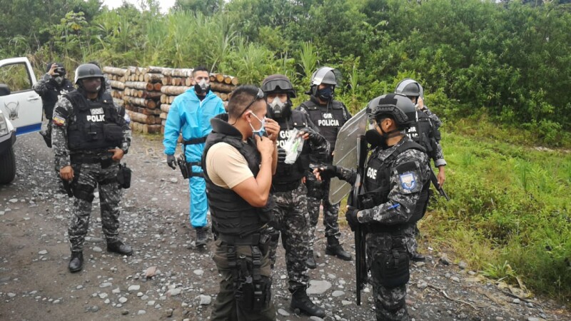 Un trib amazonian a răpit șase persoane ca să recupereze cadavrul căpeteniei lor, răpuse de Covid-19. Cum s-a terminat