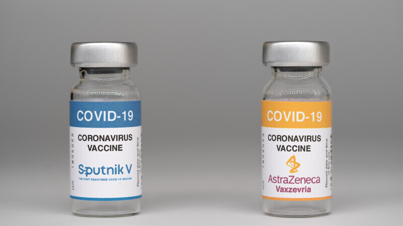 Rusia vrea să combine vaccinurile împotriva Covid-19 Sputnik V şi AstraZeneca