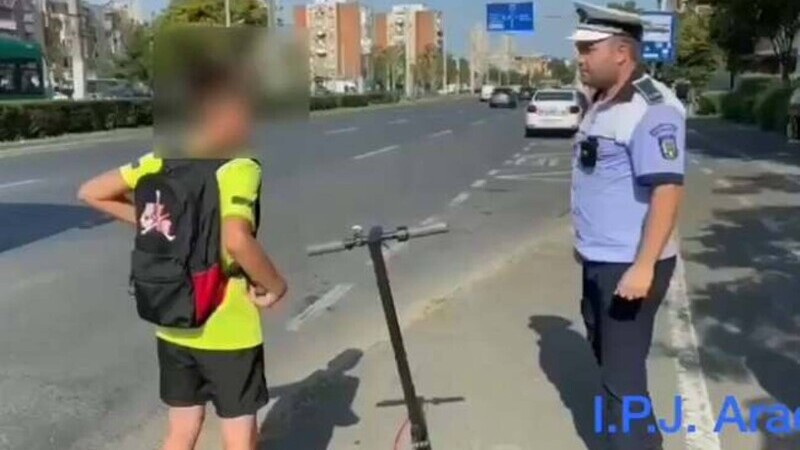 Razie printre conducătorii de trotinete și biciclete, la Arad. Ce viza acțiunea polițiștilor
