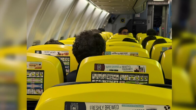 Președintele Nicușor Dan a zburat la Milano, cu o companie aeriană low-cost, însoțit de fiica sa