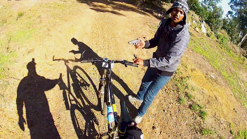 jaf filmat cu un GoPro de un biciclist