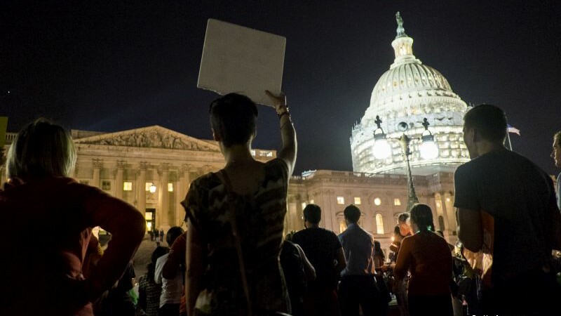 protest in fata cladirii Congresului american