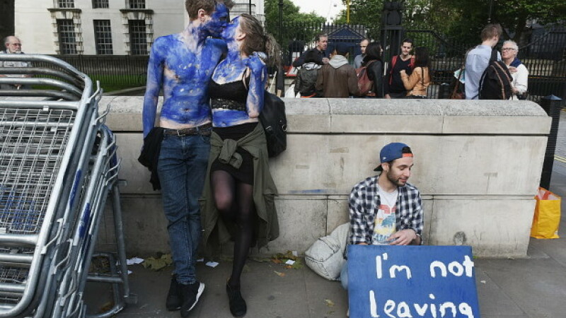 Tinerii au iesit sa protesteze in Londra, dupa rezultatul pro BREXIT al referendumului in Marea Britanie