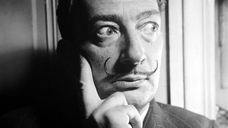 Salvador Dali va fi exhumat