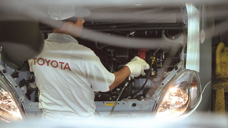 Toyota își cere scuze la 4 ani după ce un angajat s-a sinucis din cauza șefului. Cum era hărțuit