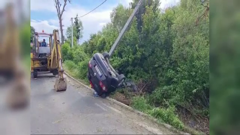 Un bărbat a murit în Iași după ce s-a răsturnat cu mașina. Cum s-a întâmplat