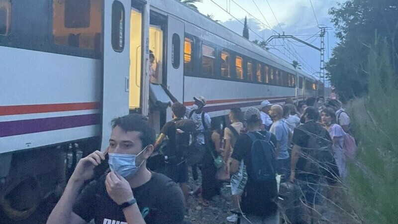Accident feroviar în Spania. 22 de persoane au fost rănite, iar cinci sunt în stare gravă