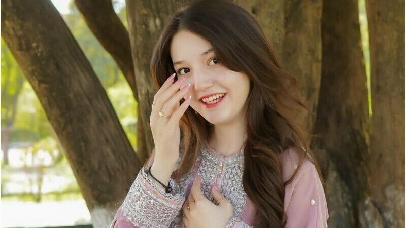 influencerita pakistan