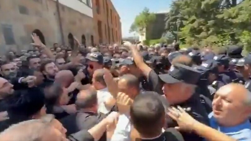 &Icirc;mbr&acirc;nceală