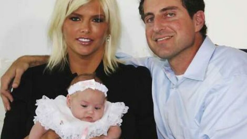 Anna Nicole Smith, fetita ei si Howard K. Stern