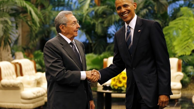 Barack Obama si Raul Castro