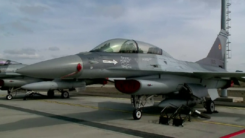 12 avioane de luptă F-16, cumpărate de România