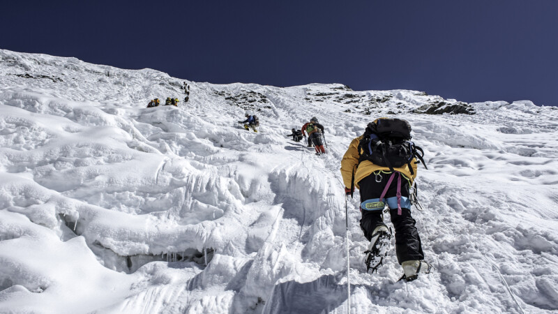Încălzirea globală scoate la suprafață cadavrele de pe Muntele Everest
