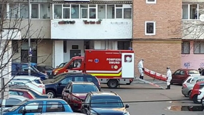 Speriat de coronavirus, un bărbat și-a turnat soția la poliție