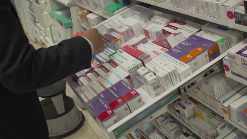 Vânzarea de paracetamol, restricționată în Franța. Măsuri similare și în Marea Britanie