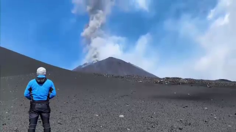 Vulcanul Etna a erupt pentru a șaptea oară în două săptămâni. „A fost foarte intensă”