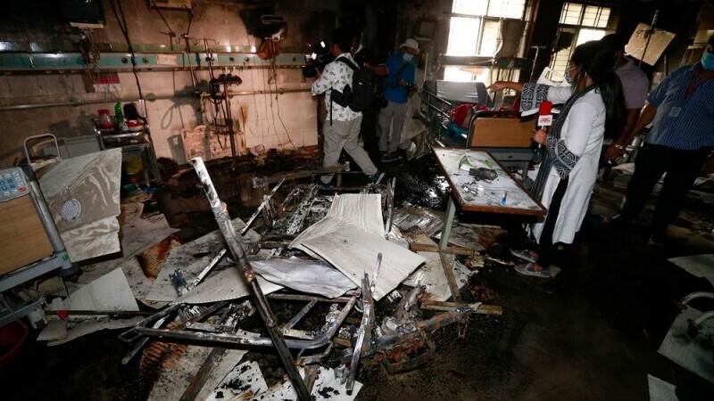 VIDEO. Incendiu într-un spital din Bangladesh. Trei pacienți cu Covid-19 au murit în secția ATI