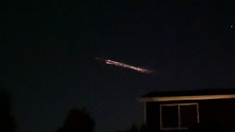 Spectacol de lumini oferit de o rachetă SpaceX. Ce s-a întâmplat cu ea când a intrat în atmosferă
