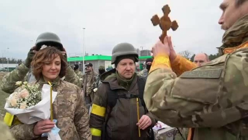 nunta, ucraina, soldati