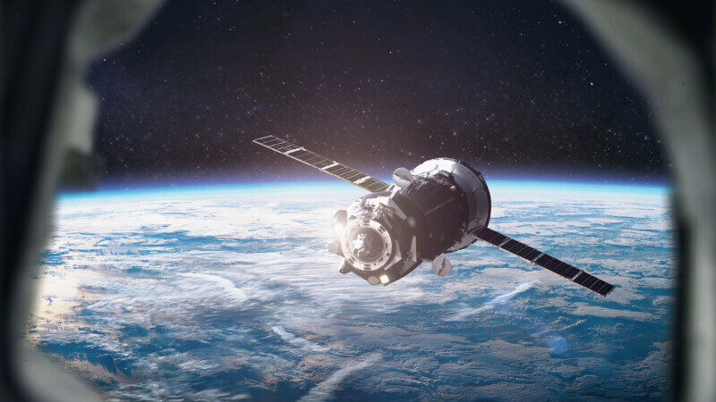 NASA anunță că americanul de pe Stația Spațială Internațională va reveni ”cu siguranță” pe Pământ cu nava rusească Soyuz