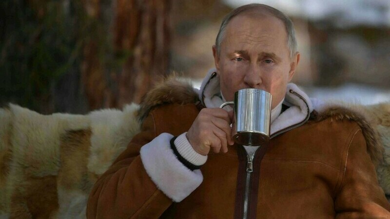 Vladimir Putin a concediat întreg personalul de la Kremlin, de frică să nu fie otrăvit