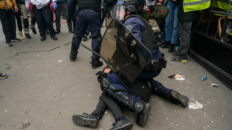 Consiliul Europei denunță „folosirea excesivă a forţei” împotriva manifestanților în Franța.„Violenţele trebuie să înceteze”