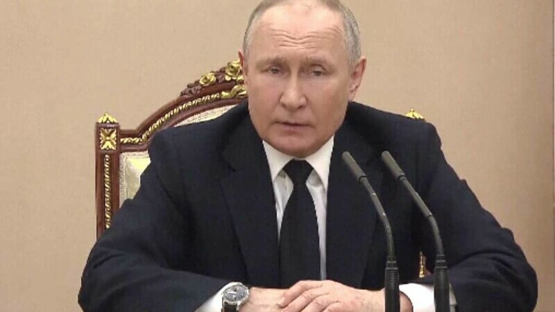 Viceamiralul (r) Sean Bell: „Putin zăngăne sabia nucleară, încercând să sperie comunitatea internațională”