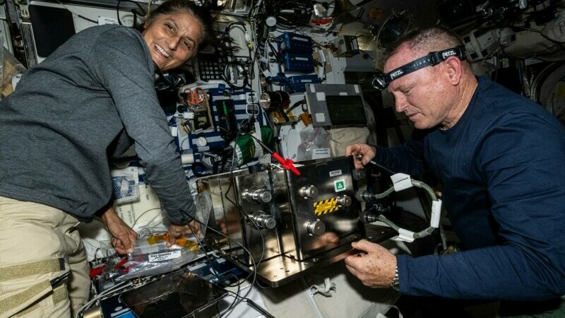 Astronauţii blocaţi pe ISS