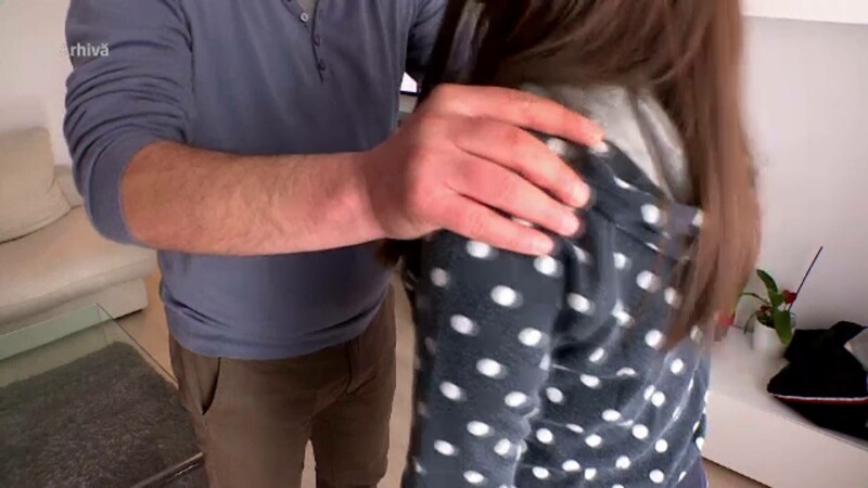 abuz asuora unei minore, viol