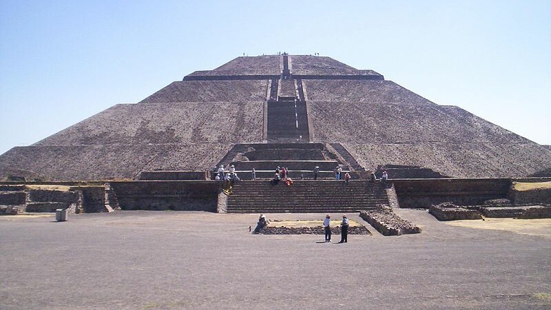 Piramida Soarelui de la Teotihuacan