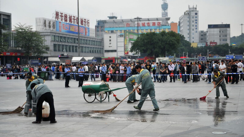 China, terorizata de extremistii religiosi. Inca 6 oameni au ajuns la spital dupa ce au fost atacati cu cutitele