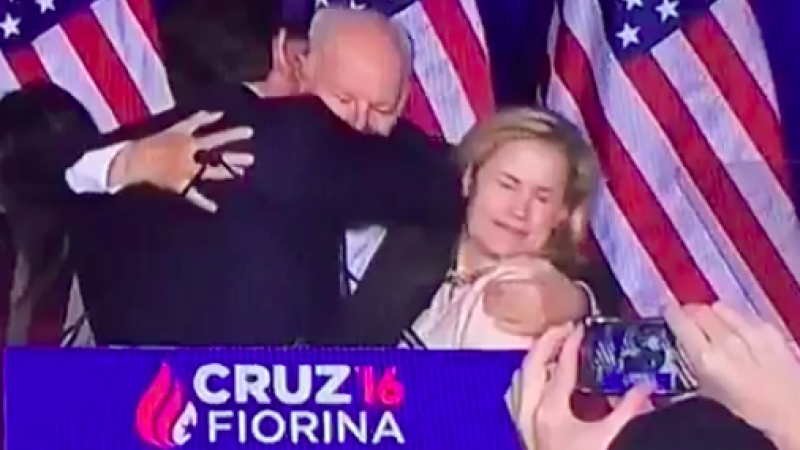 Ted Cruz cot sotie