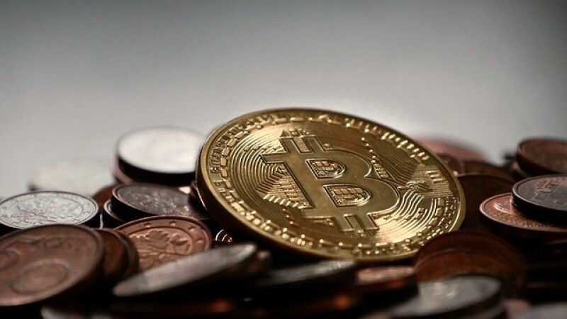 Bitcoin se prăbușește în timp ce Coreea de Sud plănuiește interzicerea tranzacționării cum să investești bani la bitcoin