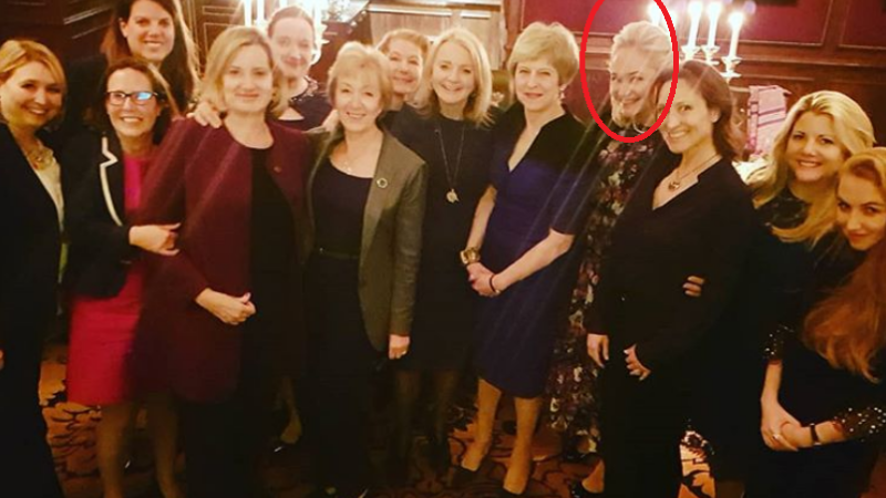 Suma uriașă plătită de soția unui oligarh rus ca să participe la o cină cu Theresa May