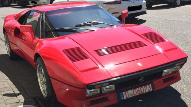 Ferrari de colecție furat în timpul unui test drive