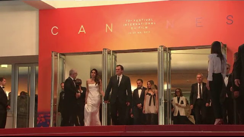 Tarantino, apariție spectaculoasă la Cannes. Cu cine a venit celebrul regizor