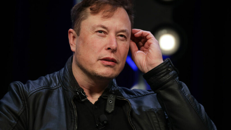 ”The Matrix” va deveni realitate. Elon Musk lucrează la o tehnologie prin care oamenii nu vor mai avea nevoie să vorbească