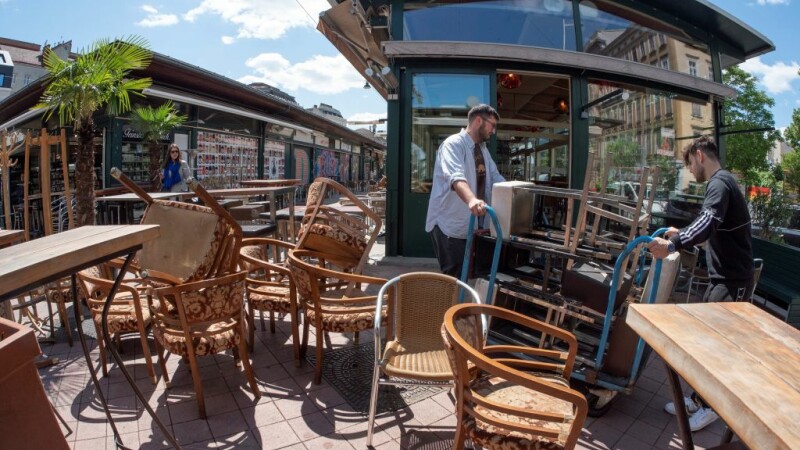 Orașul în care locuitorii vor primi 50 de euro pentru a-i cheltui în restaurante, după relaxarea restricțiilor