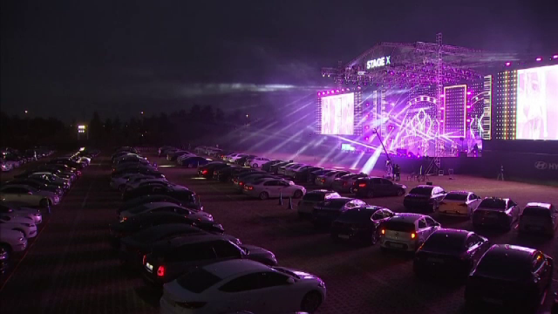 Soluția salvatoare pentru artiști. Concert drive-in cu sute de persoane în Coreea de Sud