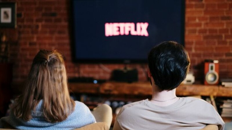 Netflix va dezactiva automat sute de mii de conturi. Ce utilizatori sunt afectați